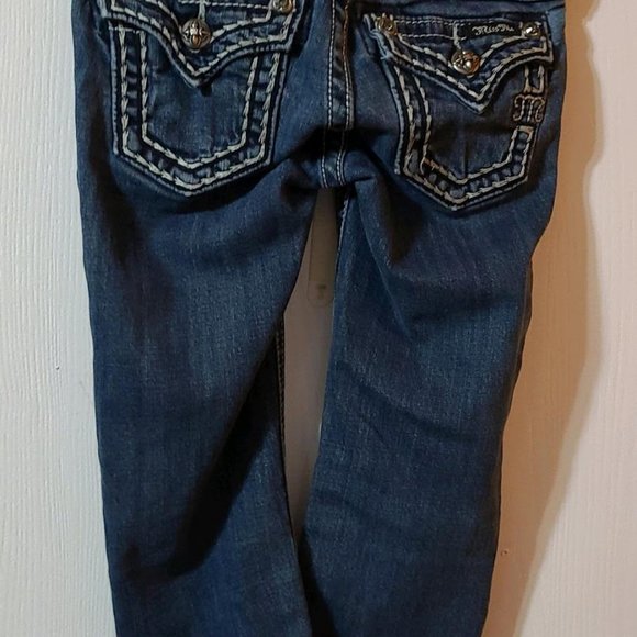 Miss Me Girls Size 10 Denim Capri, Medium Wash - Picture 7 of 7